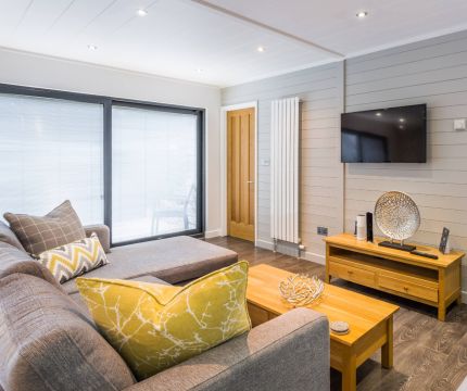 Cedar Cottage CD1 2