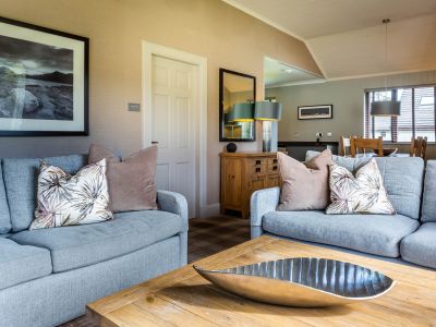 2 BED LODGE EX2 6