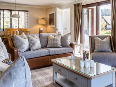 3 BED LODGE EX3 8