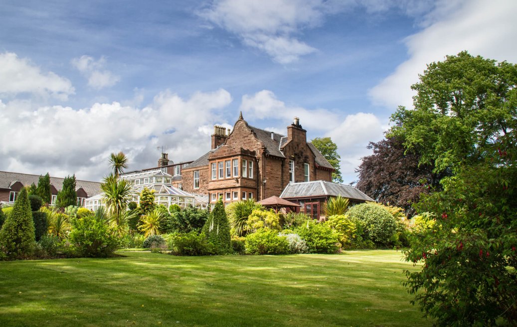 House Hotel